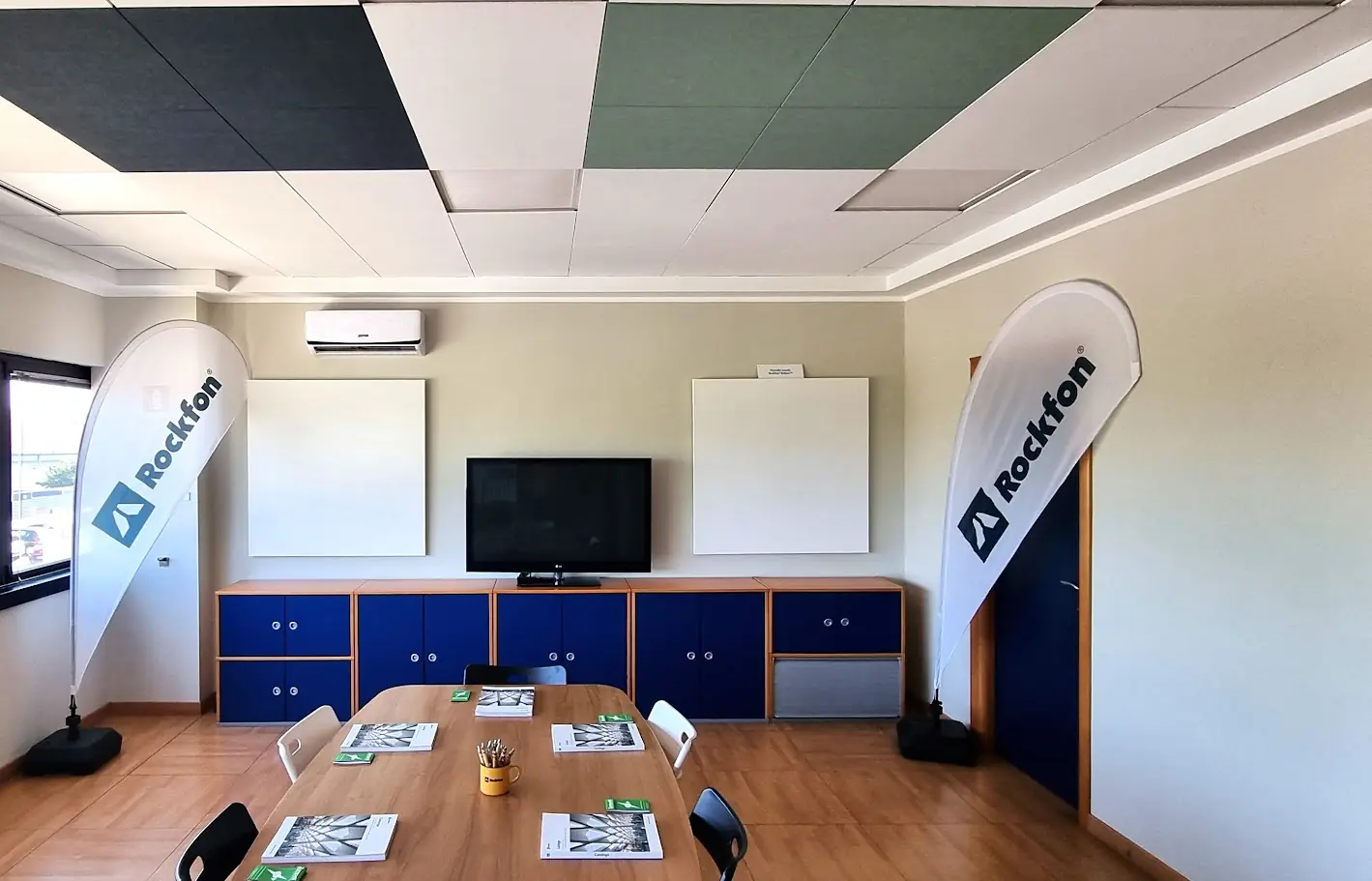 Sala riunioni Zampetti Distribuzione per consulenze tecniche Sala riunioni Zampetti Distribuzione